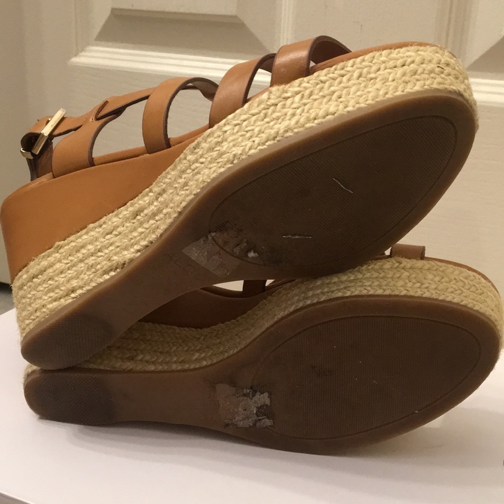 ALDO Wedges - Picture 4 of 5